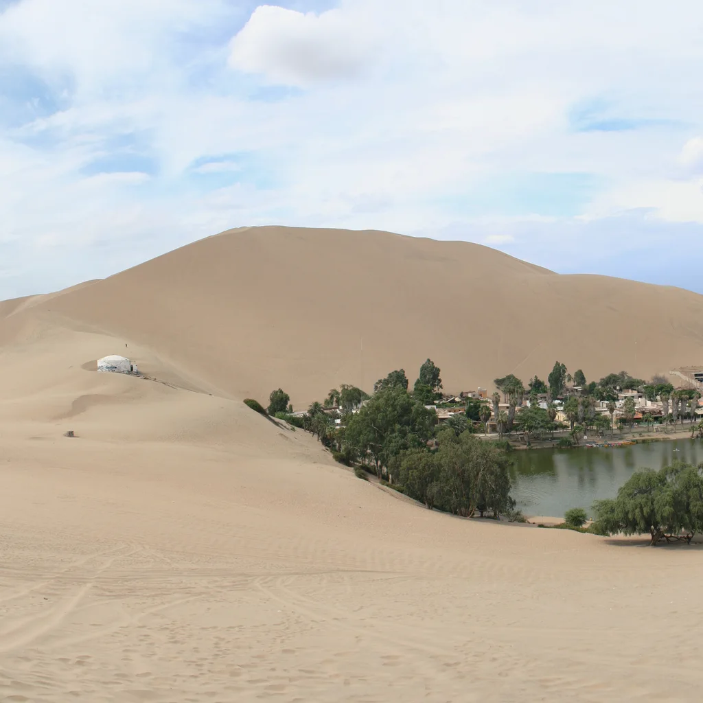 Huacachina Oasis