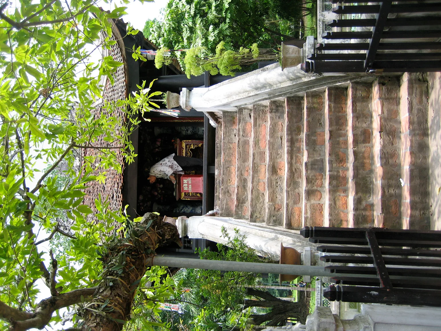 One Pillar Pagoda